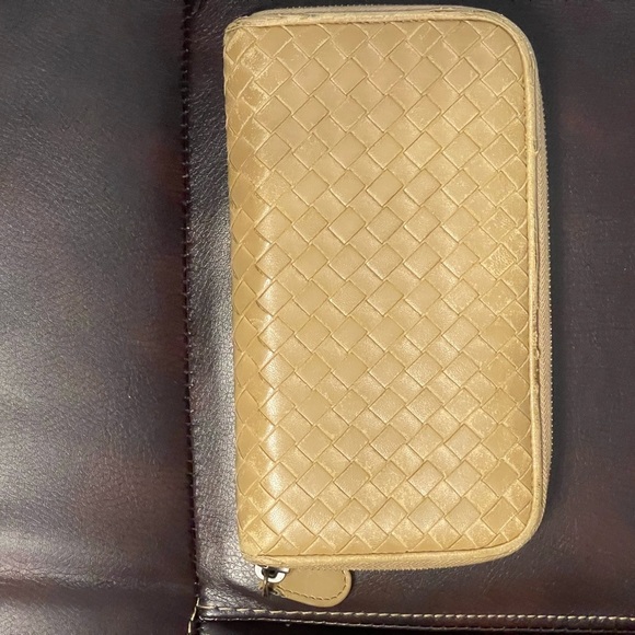 Bottega Veneta Handbags - Bottega Veneta Tan Leather Wallet